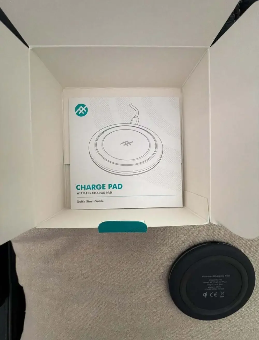 Charge Pad Wireless Charging Pad 10W Black
